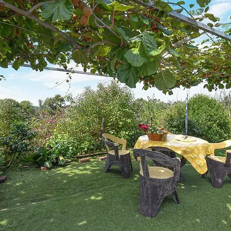 Gorgeous In With Kitchen Holiday home *