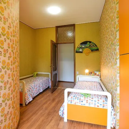 Holiday home Gorgeous In With Kitchen *