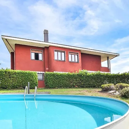 Holiday home Gorgeous In With Kitchen Casale Litta